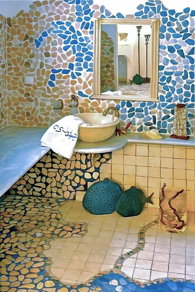 Executive Suite, Spa Bath, Sea View - Photo 5