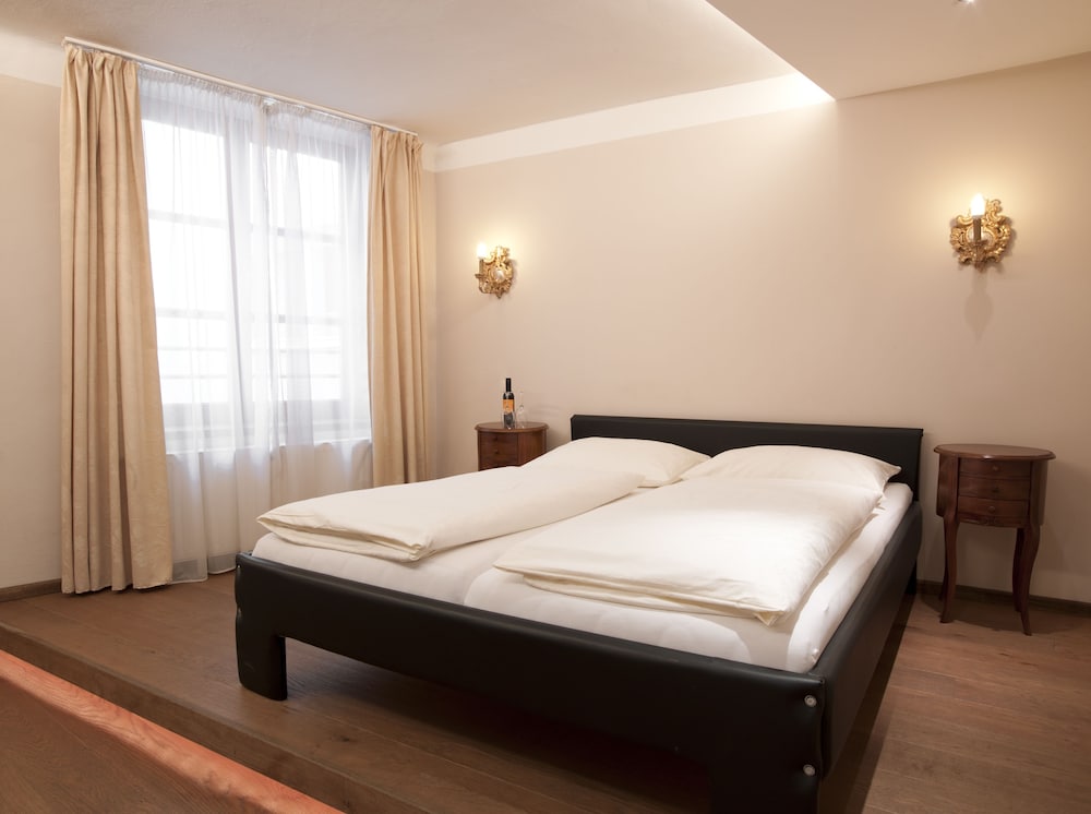 Standard Double Room - Photo 2