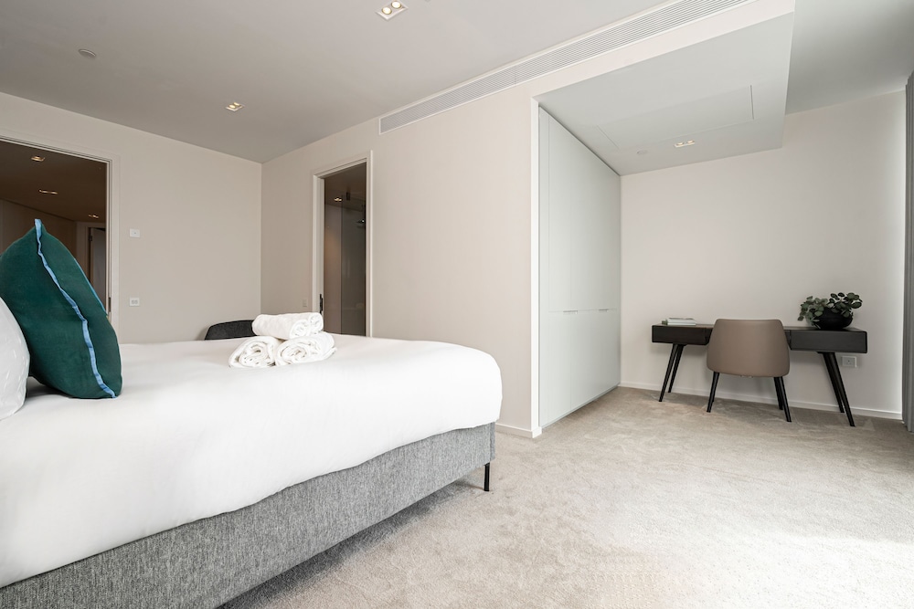 Deluxe Riverside Lejlighed Med Udsigt Over Byen, Billede 11