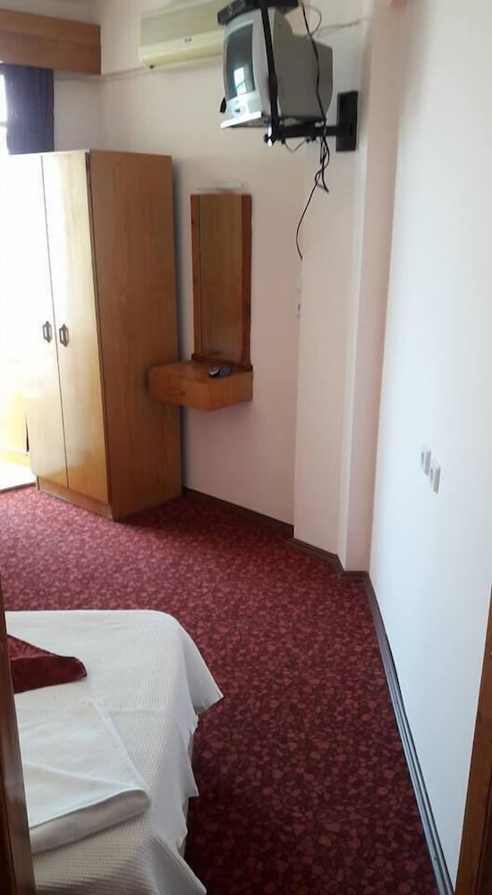 Standard Double Or Twin Room photo 3
