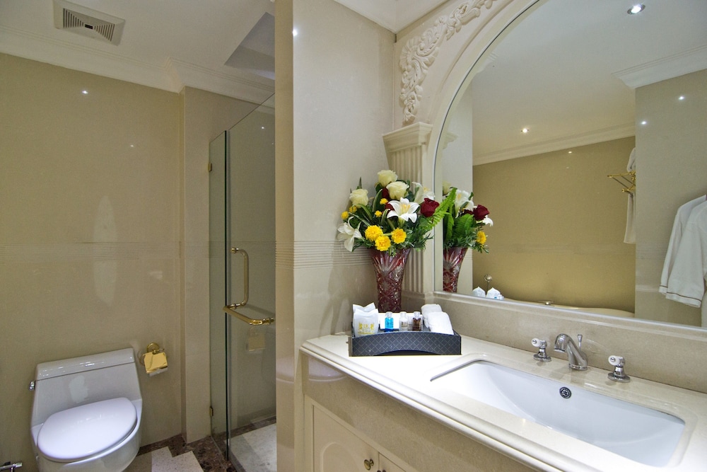 Deluxe Sea View with jacuzzi - Photo 9