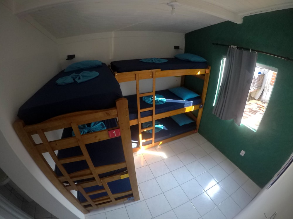 Shared Dormitory, Mixed Dorm, Private Bathroom (2 Treliches) photo 1