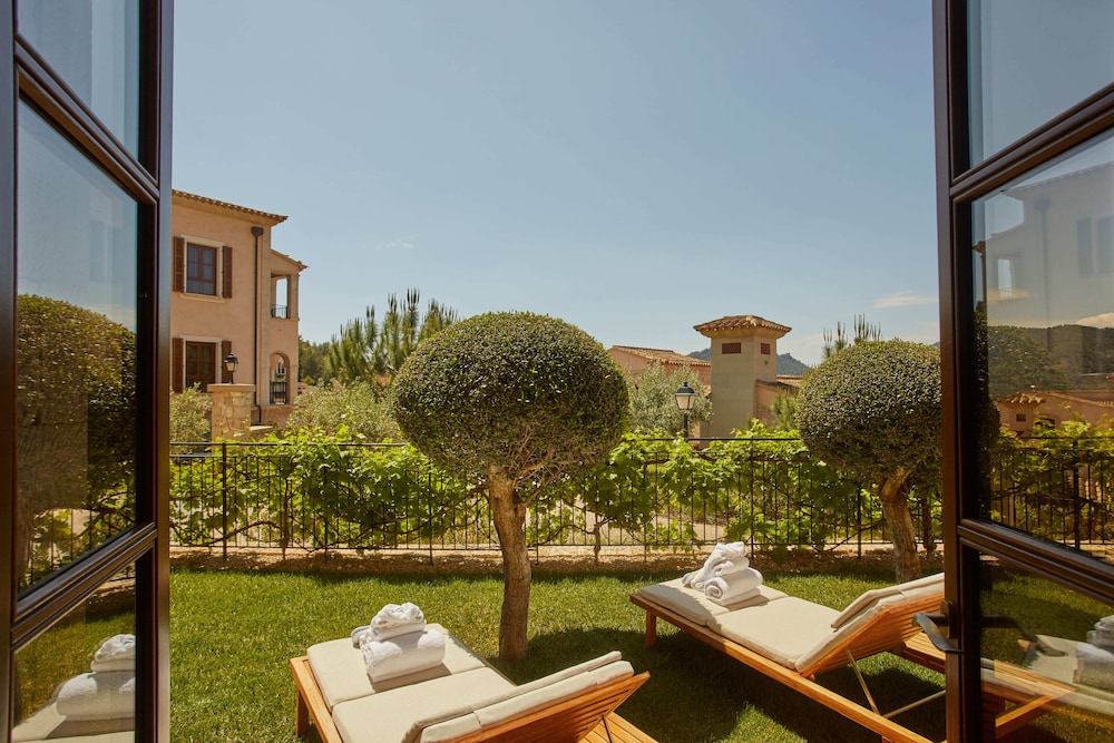 Grand Suite (Garden) thumbnail 6