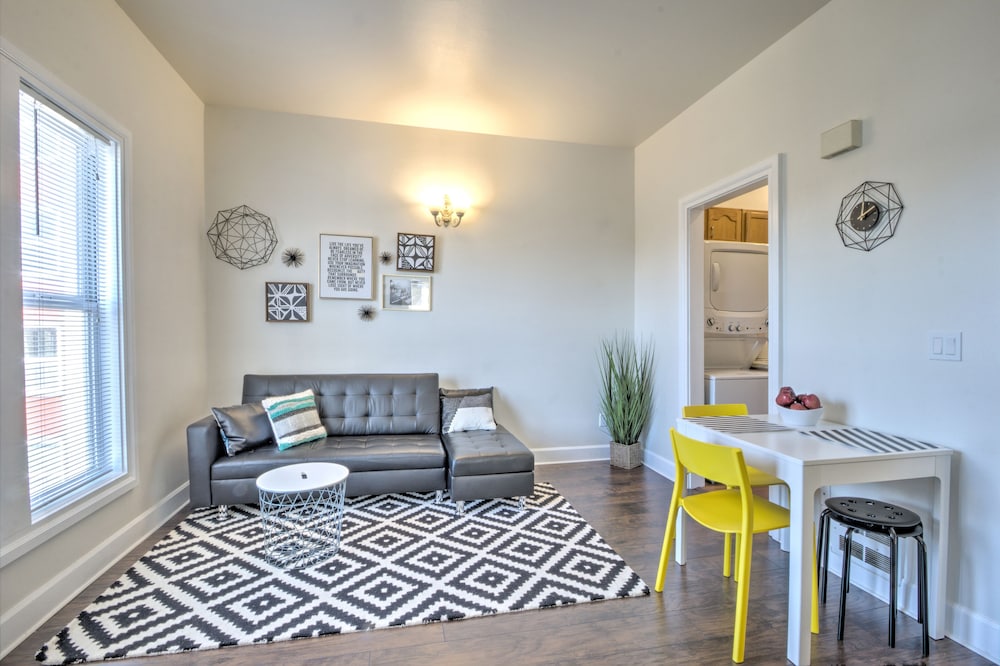 Signature Condo, 1 Bedroom photo 1