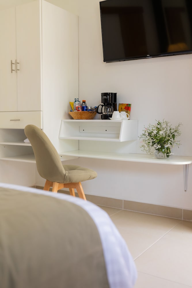 Standard Room - Photo 7