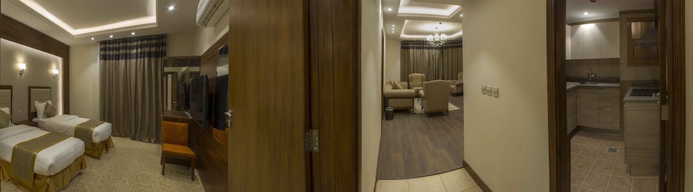 King Suite photo 3
