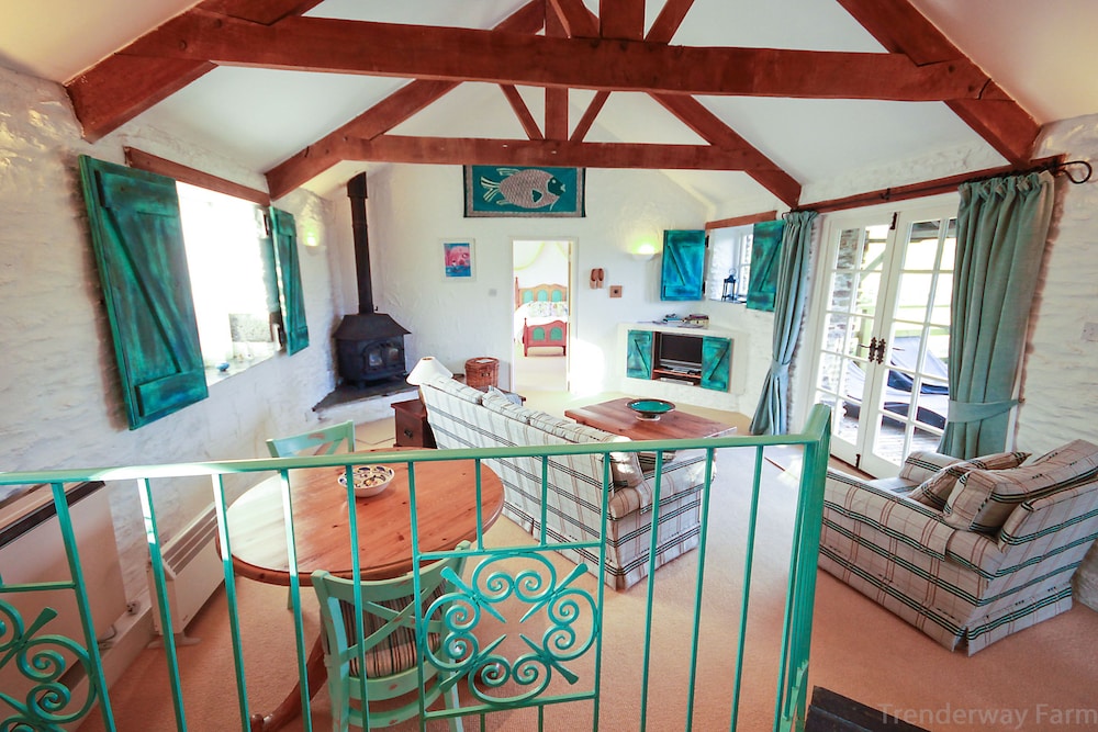 Luxury Cottage (The Meadow Barn) photo 1