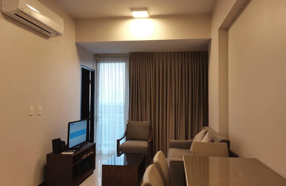 Exclusive Condo, 1 Bedroom, Pool Access, Sea Facing photo 3