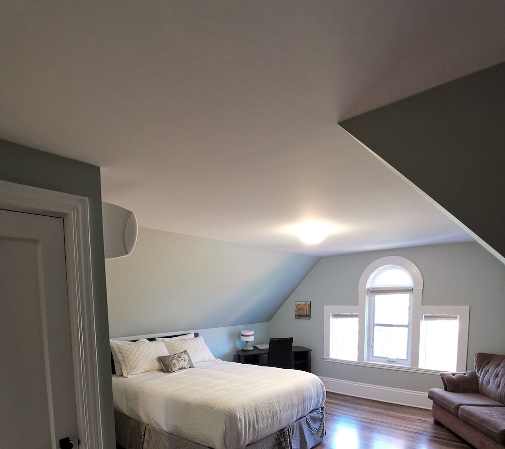 Comfort Suite photo 1