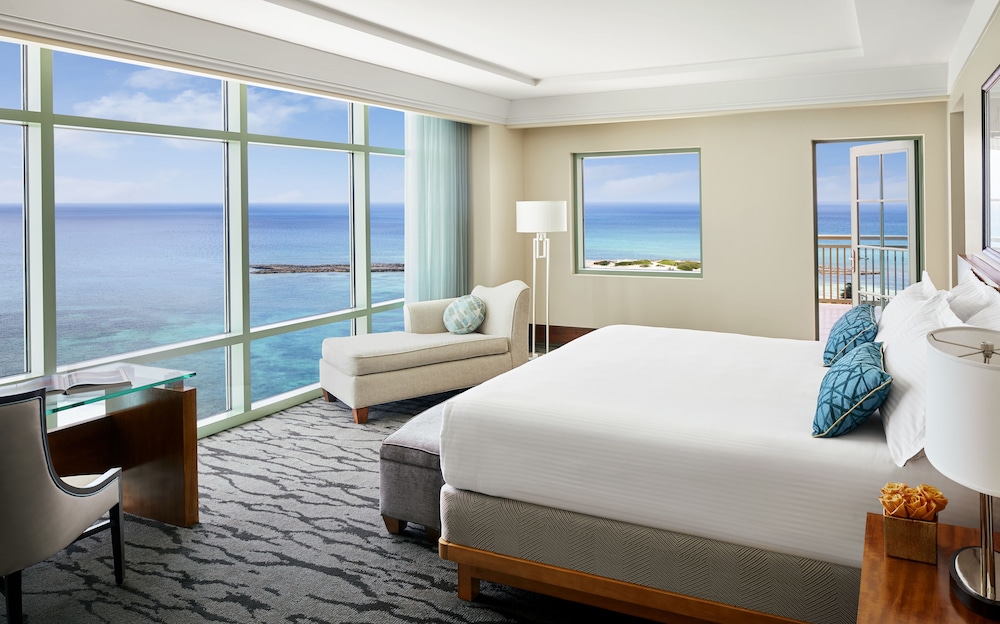 One Bedroom Topaz Suite