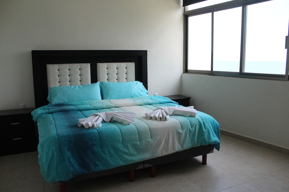 Family Apartment, 2 Bedrooms, Accessible photo 1