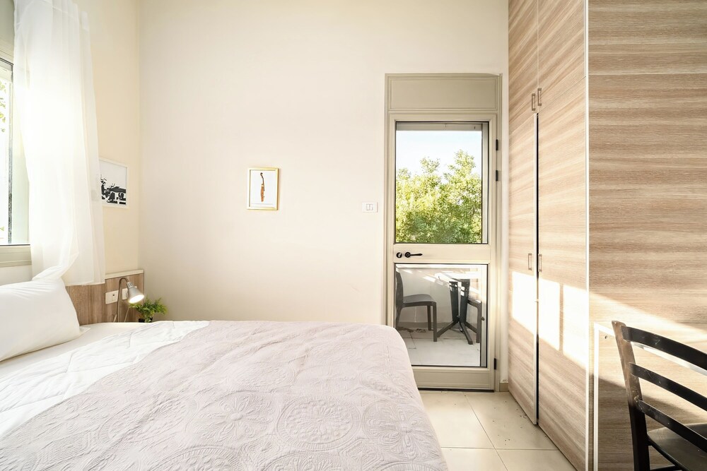 Suite, Mountain View photo 2