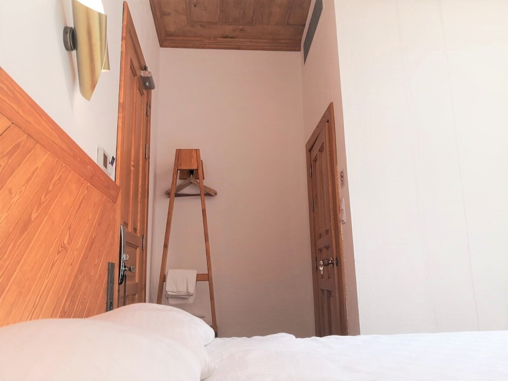 Signature Double or Twin Room, Non Smoking photo 2