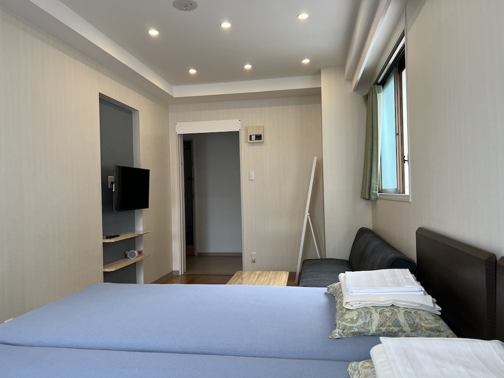 204 Private Room, 32-inch LCD TV, Western-style rooms, standard rooms, partial sea view, Non Smoking photo 2