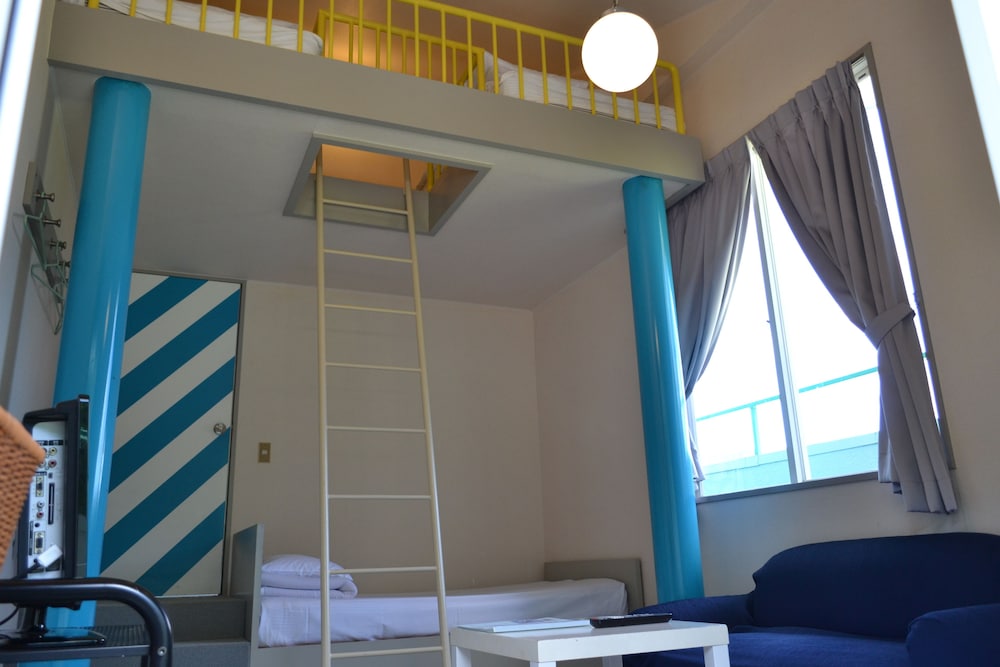 Maisonette with Shared Bathroom photo 1
