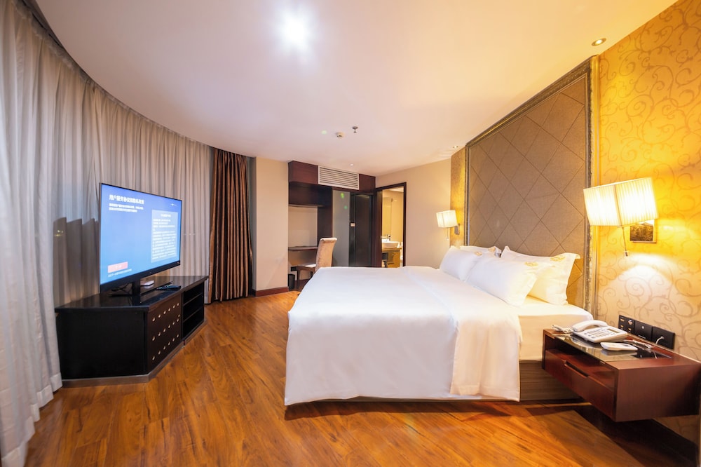 Executive Suite, 1 Queen Bed photo 2