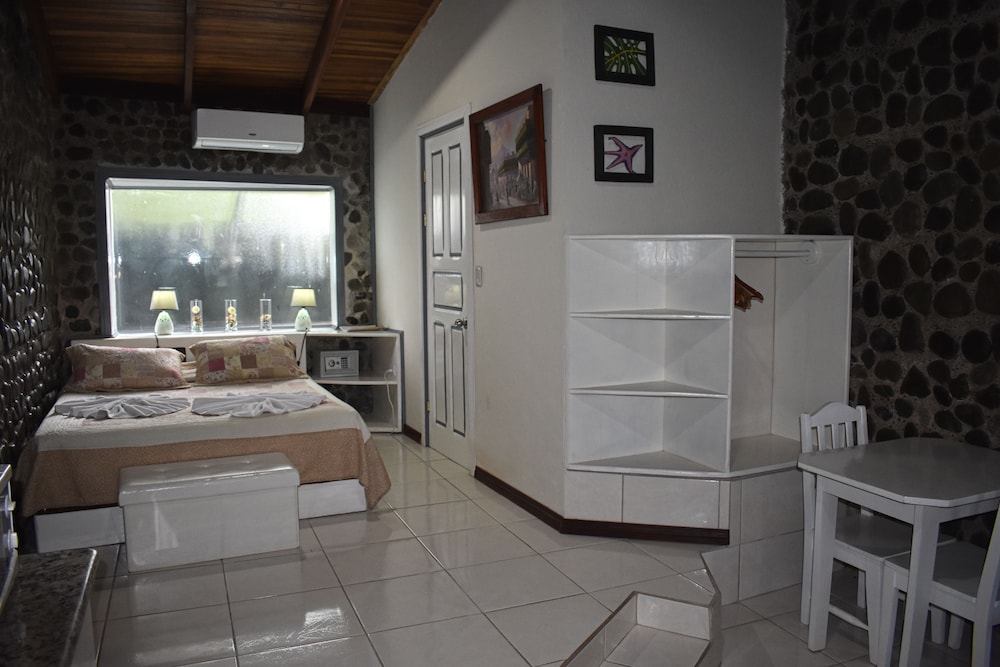 Standard Room with kitchen - Photo 4