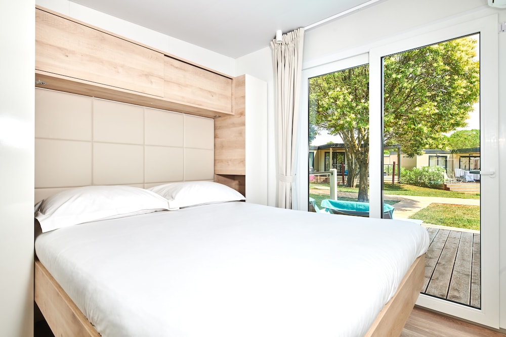 Premium Mobile Home photo 1