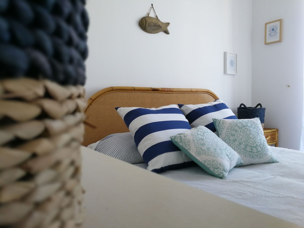 House, 2 Bedrooms