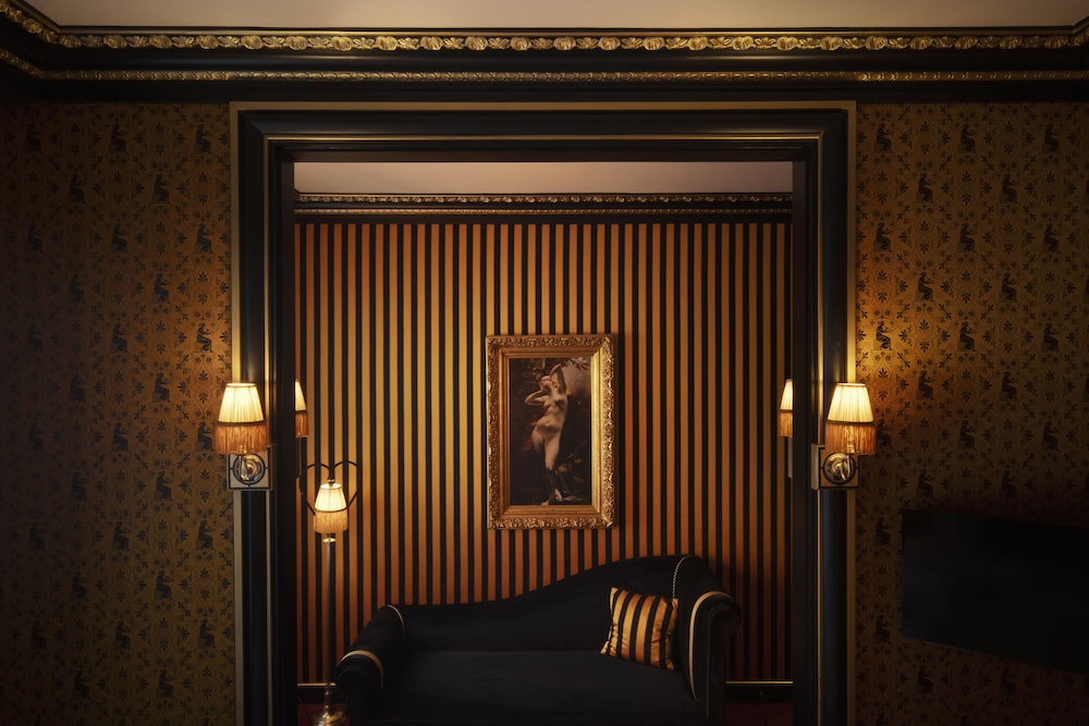 Junior Suite thumbnail 5