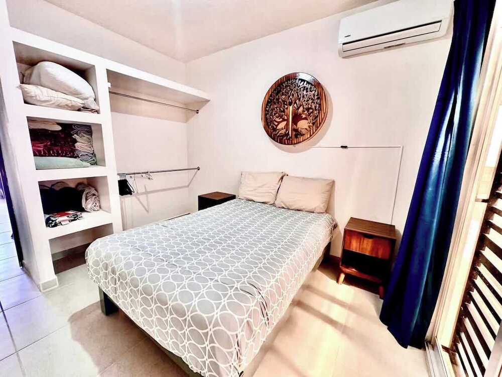 House, Multiple Beds, Pool Access, Pool View (Diamante 16) photo 3