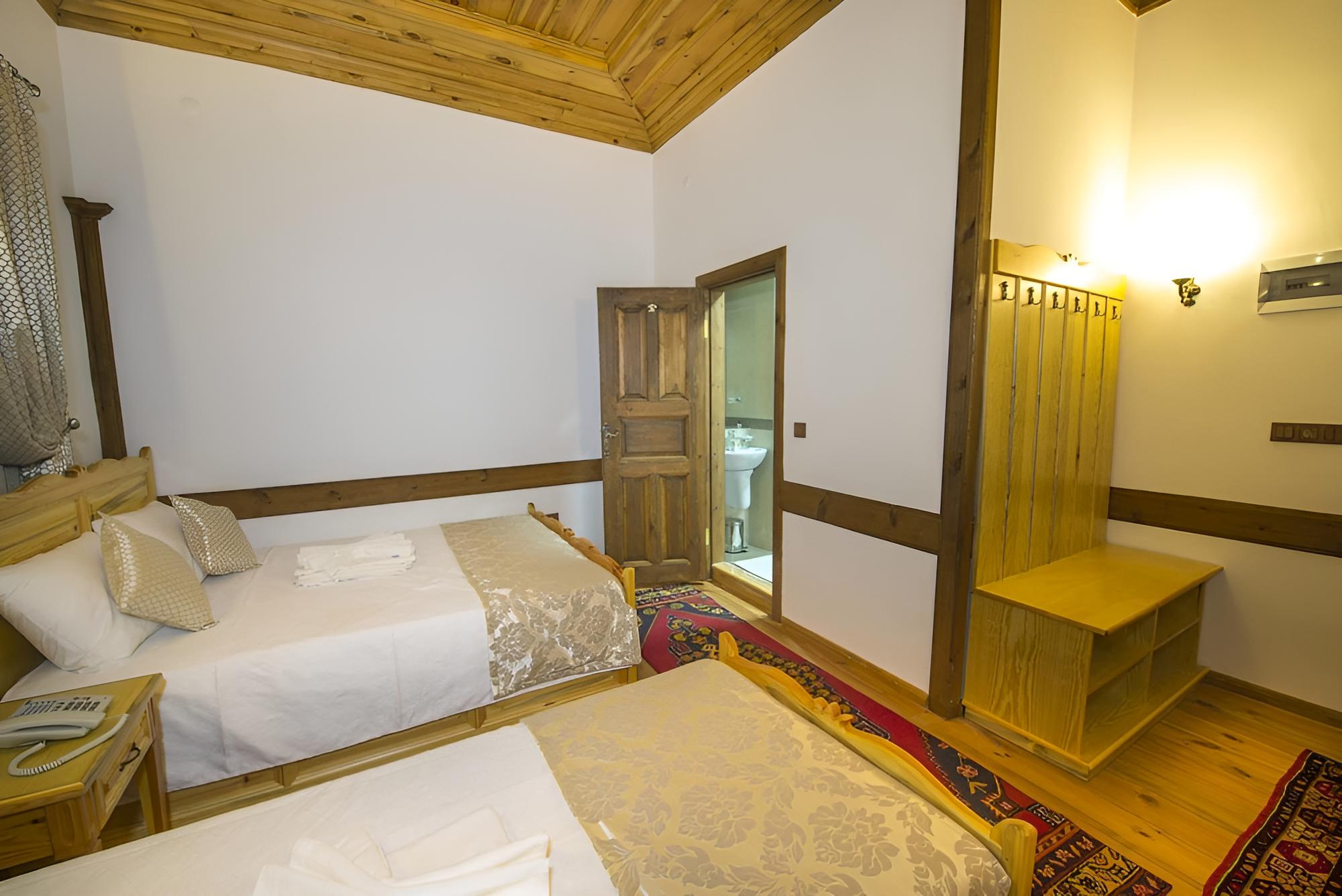 Deluxe Twin Room photo 1
