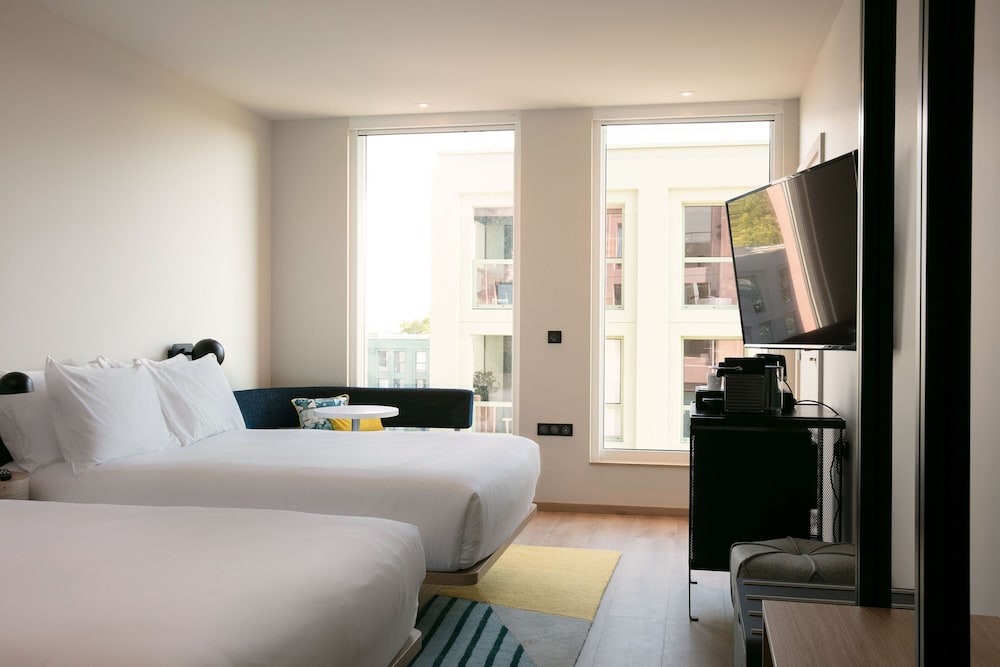 Family Room, 2 Double Beds - Photo 1