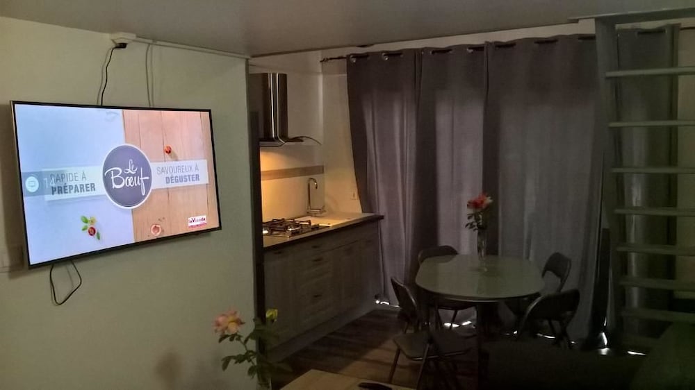 Family Studio, Non Smoking, Kitchen photo 3
