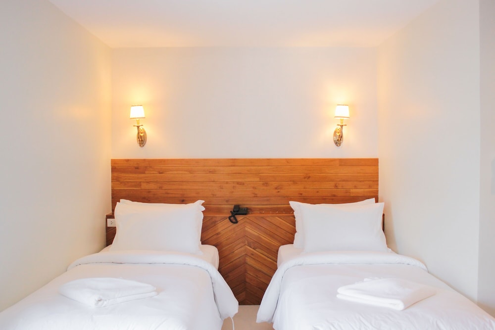 Deluxe Twin Room - Photo 1