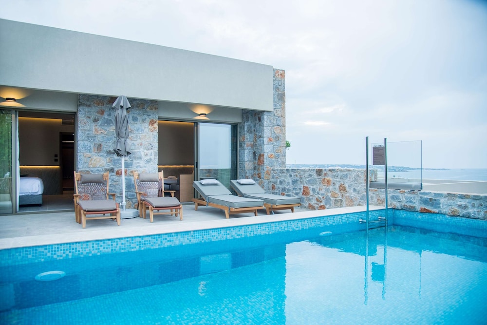 Sanctuary Suites Sea View Private Pool - Photo 10