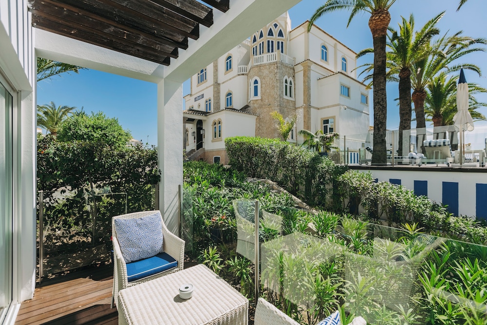 Premium Double or Twin Room, Partial Ocean View - Photo 5