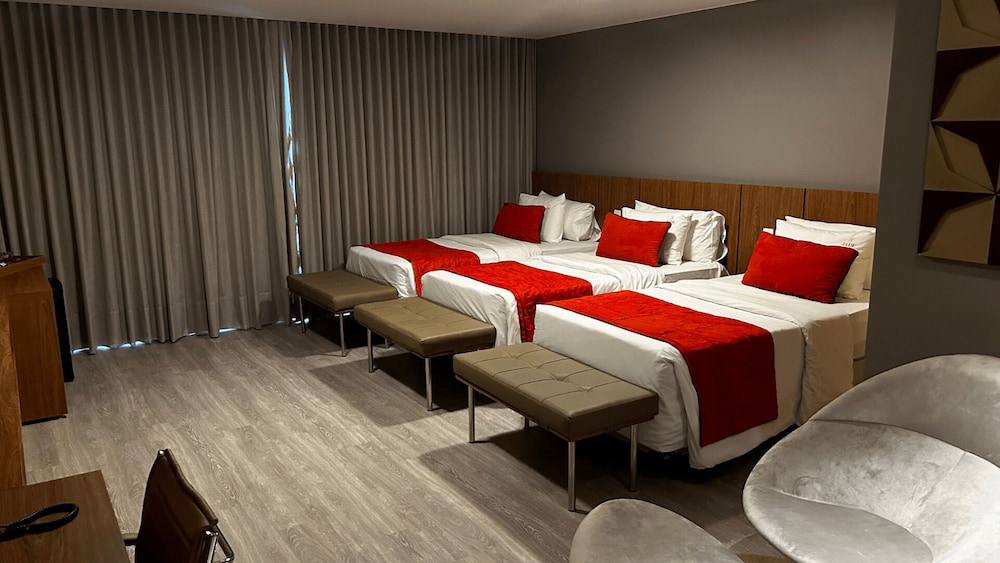 Premier Triple Room
