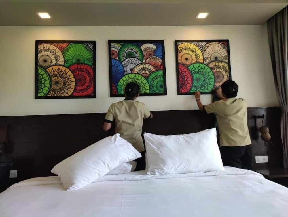 Deluxe Double or Twin Room, Sea View photo 2