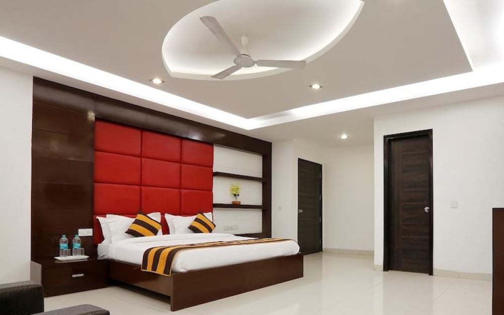 Super Deluxe Room