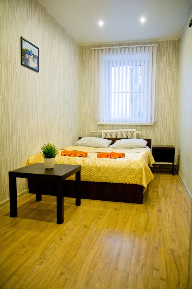 Economy Double Room, Shared Bathroom photo 1
