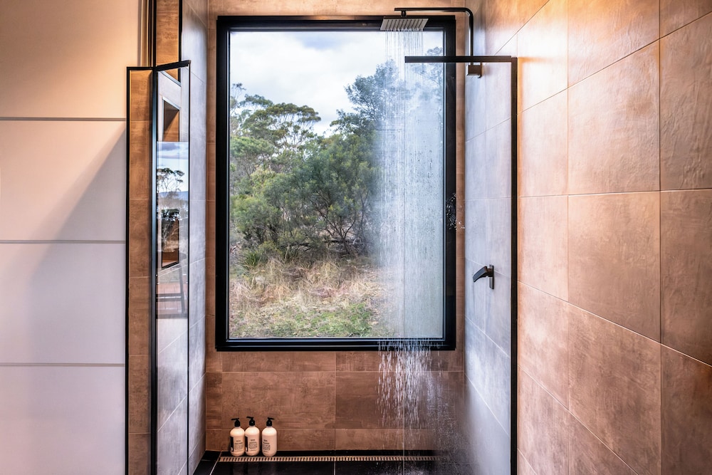 Luxury House photo 2