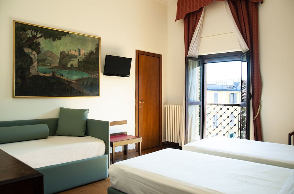 Camera Classic con letto matrimoniale o 2 letti singoli, con divano letto e balconcino
