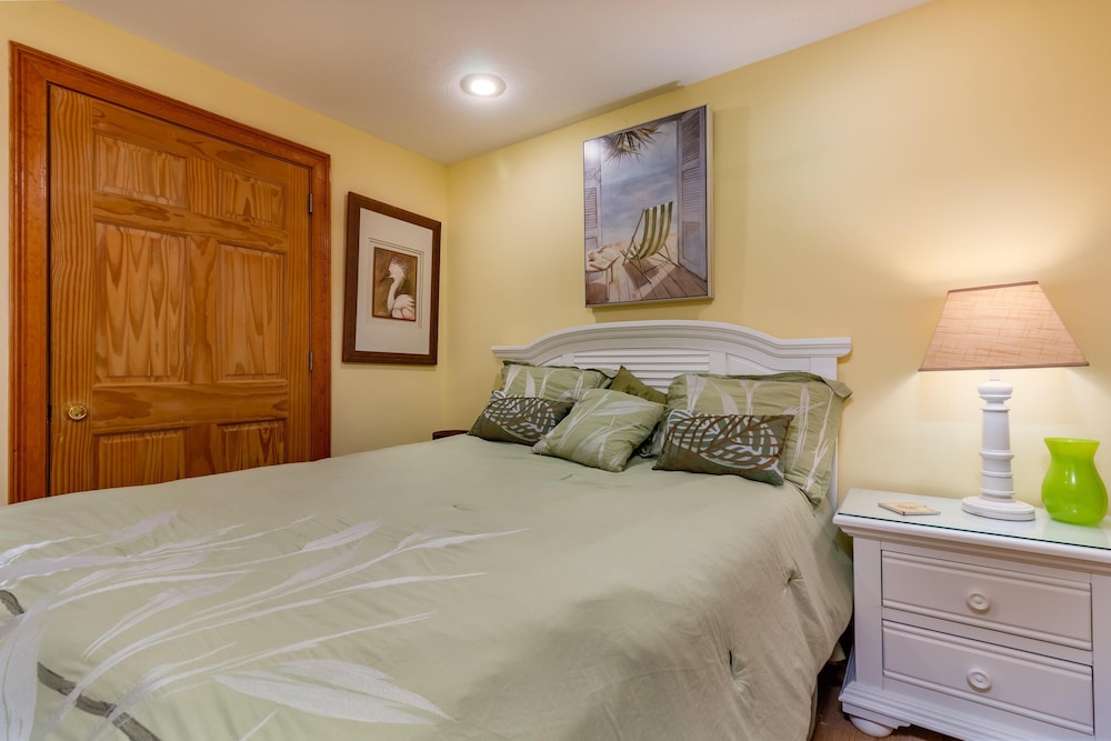 Condo, 3 Bedrooms photo 2