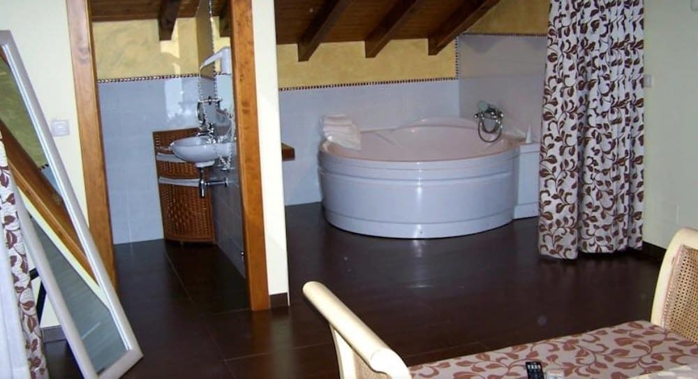 Junior Suite - Photo 1