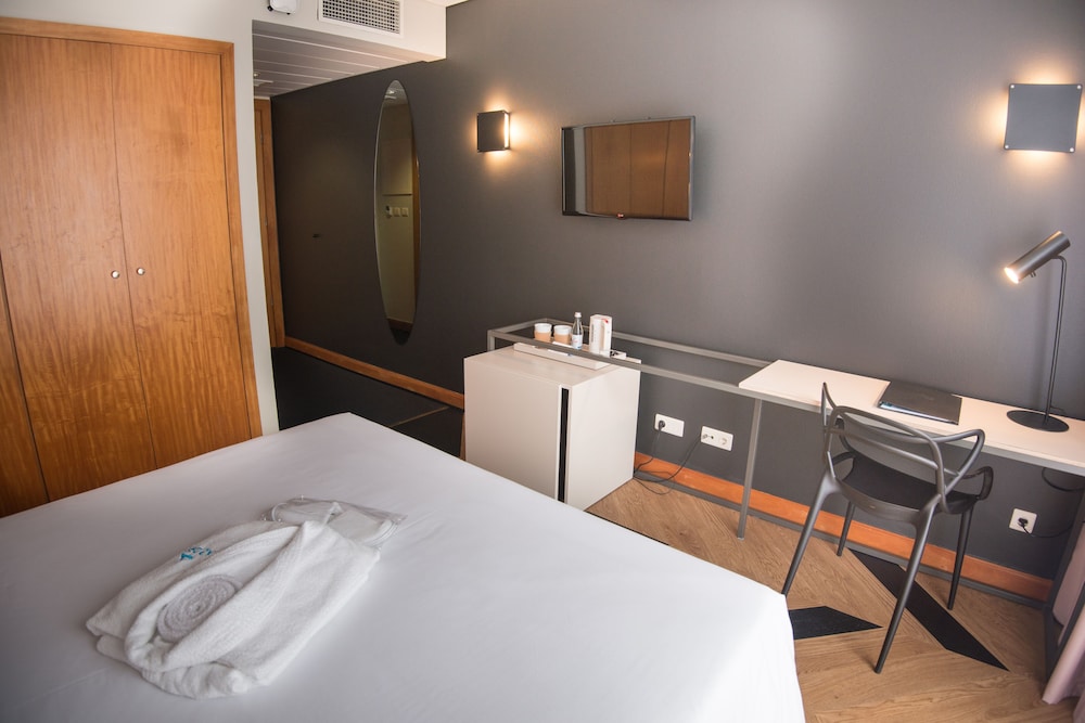 Premium Double Room - Photo 2