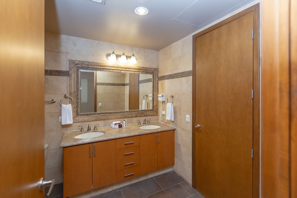 Room, 1 Bedroom, Oceanfront photo 3