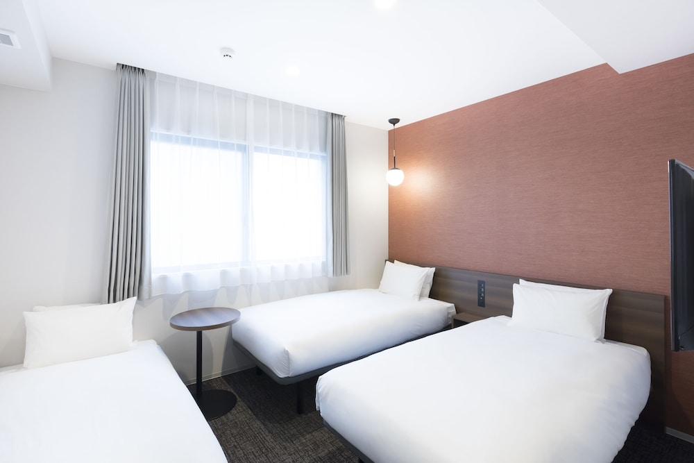 Twin Room with Sofa bed - Photo 1