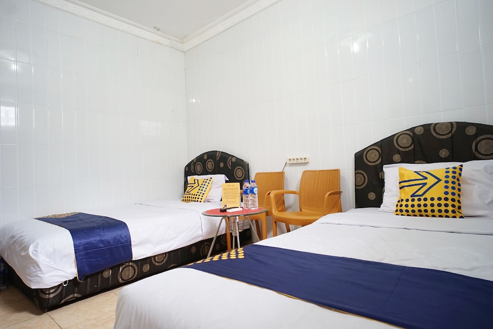 Standard Twin Room photo 3