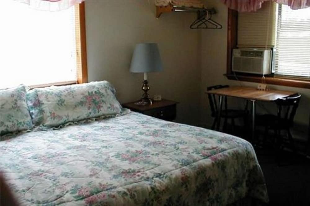 Superior Double Room, Private Bathroom (Large King) photo 1