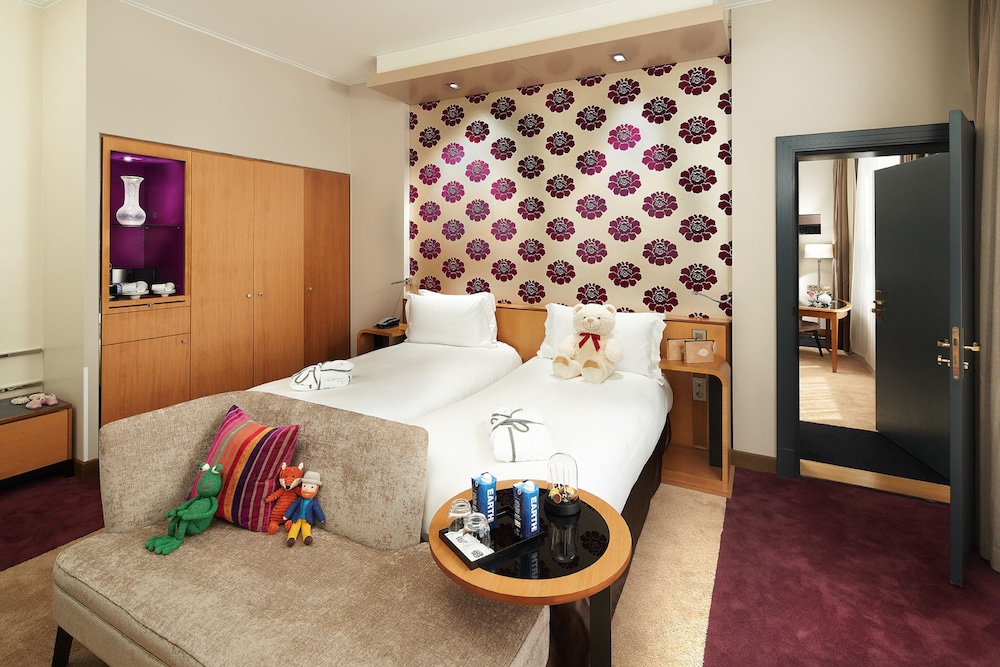 Family Room, 1 Double Bed, Connecting Rooms
