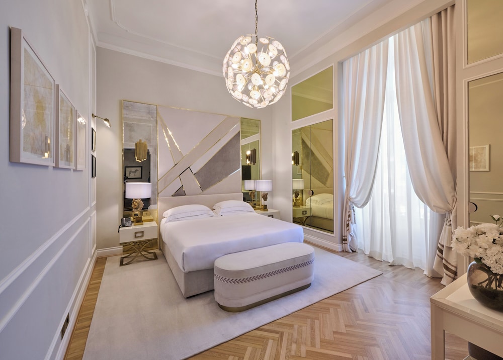 Deluxe Room, Partial Sea View