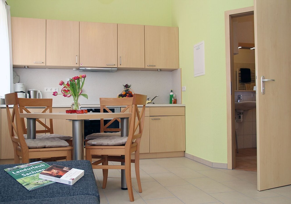 Apartment (#4) - Photo 6