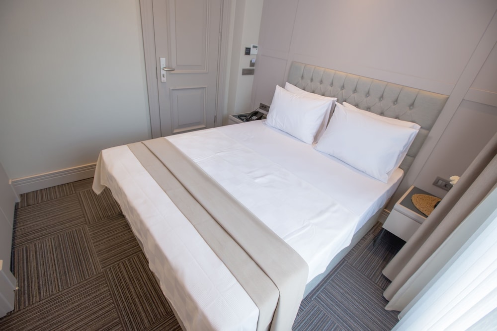 Economy Single Room, City View photo 1