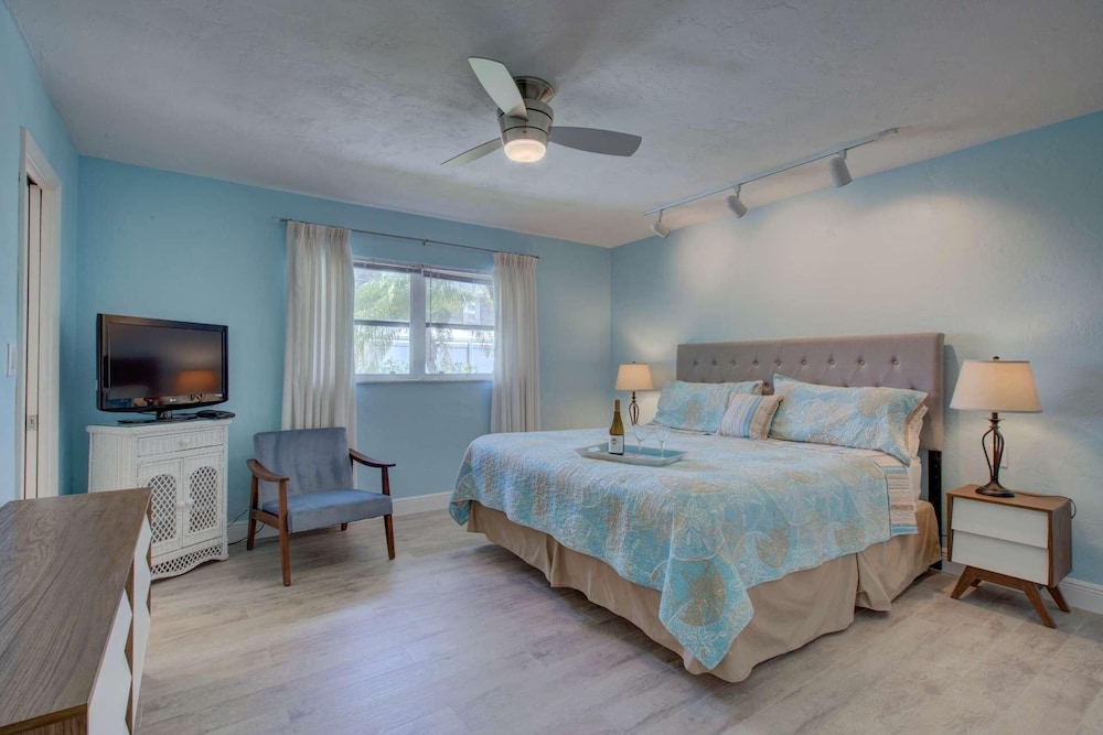 Condo, Multiple Beds (Jamaica Royale - 87)