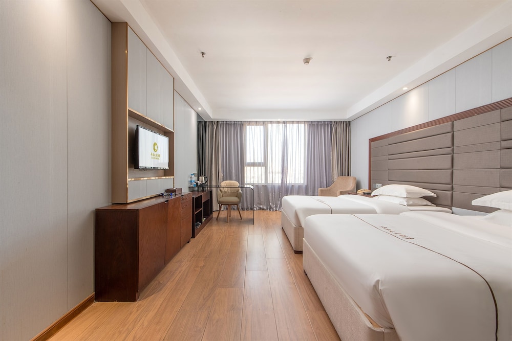 Superior Twin Room, City View